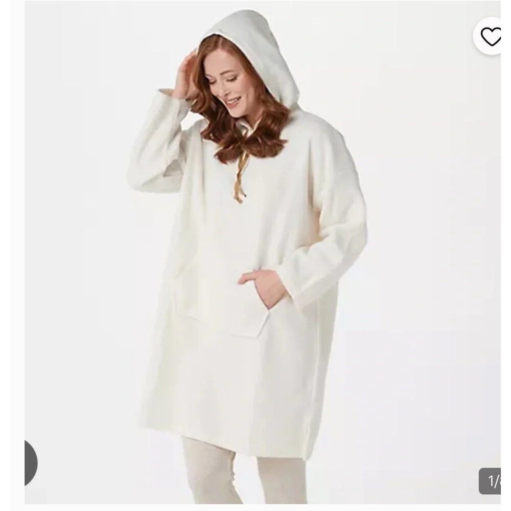 Koolaburra by UGG Sherpa Hooded Lounger Cream Large